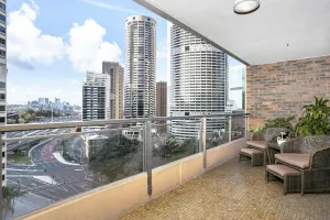 Image of Sydney -  YORK5 - York Street - Spacious 1BR with Balcony, City Views Parking in Sydney CBD Near Wynyard