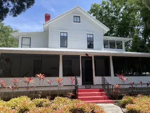 Image of The Flowers House - Downtown Historic Home in the Heart of Mount Dora