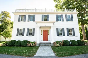 Image of 6 Bedroom 6.5 Baths Heated In-ground Pool Located in Dock Square!