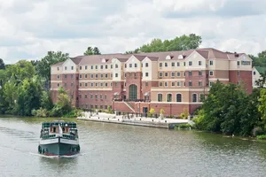 Image of Pool & Gym. Suite Near Rochester University.