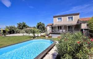 Image of Gorgeous Home In Aubignan