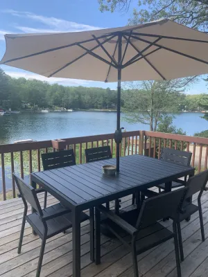 Image of Lake front cottage 4 bedroom, 2 full bathroom
