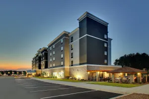 Image of Studio Suite | Free Breakfast + Pool