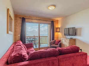 Image of 4-room apartment with pool and parking in Les Arcs 1800
