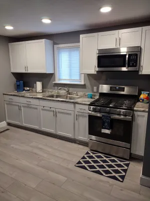 Image of Newly renovated home 5 minutes from beach, dining and recreation