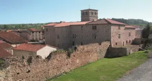 Image of Maisonclos de murs campagne