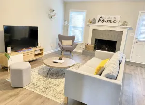 Image of 💥NEW⚡️Cozy Modern Trendy Home of Buford 3 mins from Mall of GA🌟