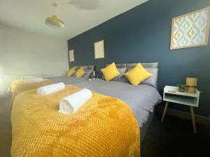 Image of Stylish 2 bed apartment