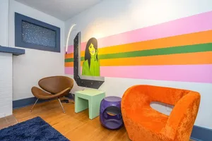Image of Mural studio-near Plaza District