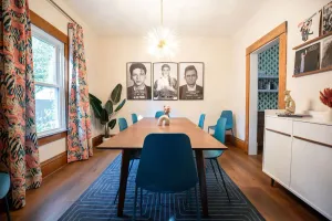 Image of Modern 4BR Home with Chic Décor & Great Location