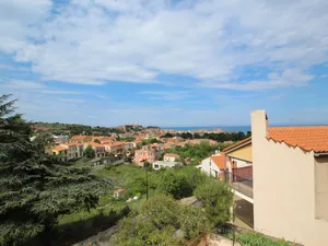 Image of Air-conditioned T3 apartment with garage and terrace in Collioure