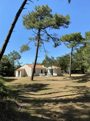 Image of House 150 m from the sandy beach of Chaucre