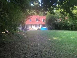 Image of Maison Familiale Dans la Forêt