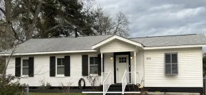 Image of Cheerful Four Bedroom home conveniently located