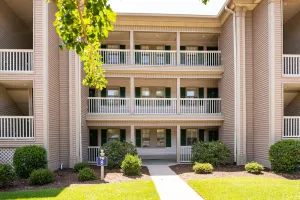 Image of 2Br 2Ba Condo on Golf Course