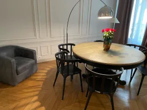 Image of St Germain des Prés : 2 bedrooms apartment, sleep : 6, elevator, 1 bathroom\/WC