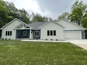 Image of 4 Master Suites with Hot Tub that Sleeps 12 in Door County!  ~NFL DRAFT READY~