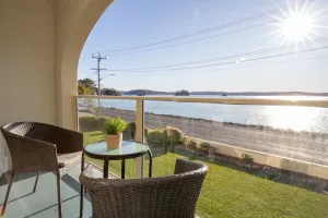 Image of Batemans Bay Studio Escape with Lush Vista