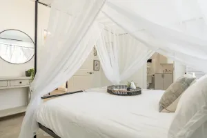 Image of 202 Broadway · Modern Home W\/Charming King Suite | 6Mi to Disney!