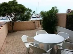 Image of 1-bed apartment with terrace, pool, parking - Le Barcarès