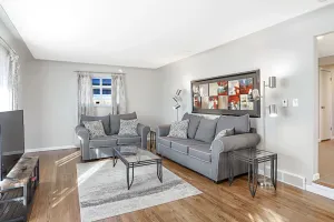 Image of Close to Metro | Anschutz Medical | Stanley Market