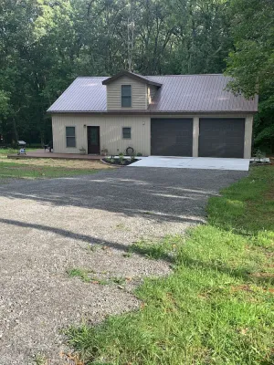 Image of \"NEWLY BUILT\" 3 Bedroom \/2Bath House on the Lake