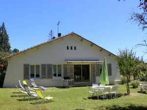 Image of Maison restaurée avec jardin, proche de Périgueux, 2 chambres, Wifi, à 16 km de Brantôme - FR-1-616-69