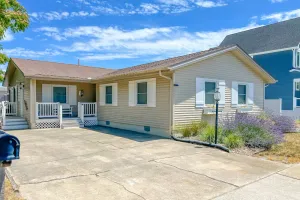 Image of Canalfront House w\/ Private Deck, Central AC, Free WiFi, Bay Views, Washer\/Dryer