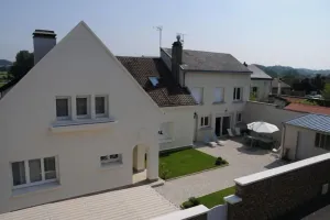 Image of Gîte Boucle de Meuse 150 m voie verte, 3 km Sedan. 3 bicycles, indoor table tennis.