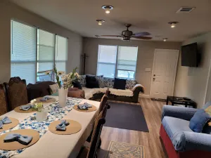 Image of Attractive house in the center of Milton