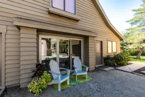 Image of Holladay secluded boarding house