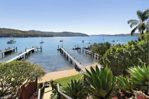 Image of Island Paradise - Private Waterfront Retreat