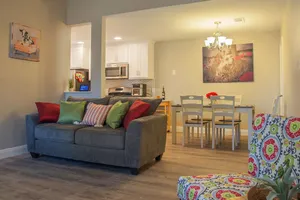 Image of ☆Lovely 3BD private unit near Georgetown DT & SU☆