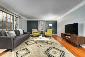 Image of Relaxing Gem near Cleveland Clinic & Van Aiken District ~ Safe Neighborhood