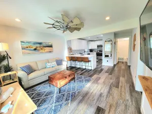 Image of 2Bed\/1Bath Entire House Mins to Beach+Downtown