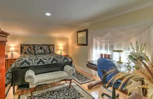 Image of Private and comfortable. Close to everything  including Biltmore House!