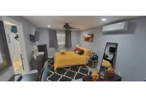 Image of Private Master Suite - IN-ROOM MASSAGE AVAILABLE!  - PETS OK