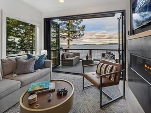 Image of Waterfront Home! Hot Tub! (HOS)