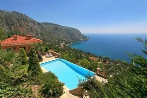 Image of La Varangue- Beautiful apartment 40m2, 2 rooms sea view heated pool  3 persons