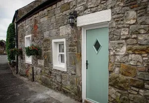 Image of Charming cottage with private hot tub. 45 minutes from Edinburgh. Sleeps 4