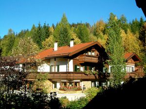 Image of Comfortable, lovingly furnished 2-room apartment with mountain views on the edge of the forest