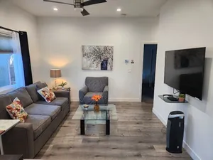 Image of 1BD\/1BTH Unit\/Queen Bed\/Queen Sofa Bed\/Wi-Fi \/PARKING\/EV CHARGER