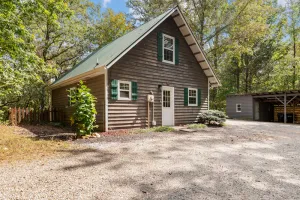 Image of By & By - 2 Bed\/1 - Bath with Hot Tub\/Dog-Friendly\/Dog Pen!