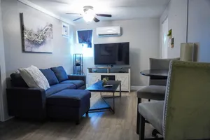 Image of Cozy 1 Bedroom Apt - 6 miles from Clearwater Beach
