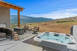 Image of New 4 bedroom Home with amazing views and private Hot Tub