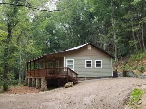 Image of Private Forest Retreat: No Cleaning Fees!