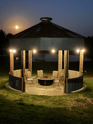 Image of “Peaceful Retreat” @ MTL