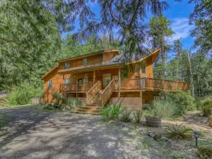 Image of Salmon River Chalet - Meredith Lodging