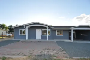 Image of 15 minutes to Prescott Downtown! Family-sized Home