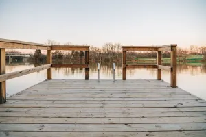 Image of Peaceful, lakefront house on Guist Creek Lake\/ Shelbyville-Bourbon Trail